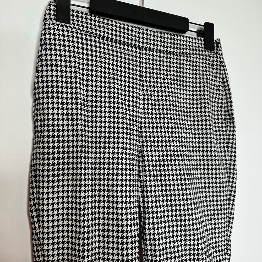 Sezane Clara Houndstooth Trousers in Ecru Black - Picture 5 of 14